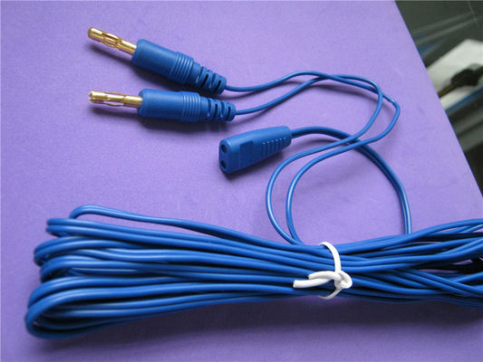 Zweipoliges Verbindungskabel PVC-Materialien mit 3,5 getrenntem Stecker, niedrigem Preis und hoher Qualität, blug Farbe